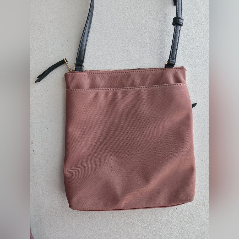 Kate Spade Dawn Sparrow Pink Nylon Crossbody Bag Minimalist Clean Girl Y2K - Picture 2 of 10